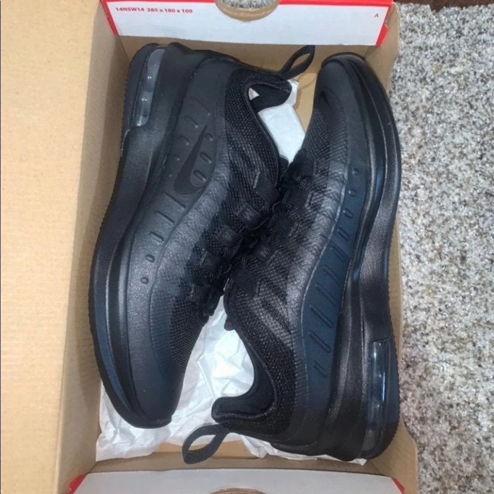 New, never worn all black Nike air axis - Picture 2 of 3